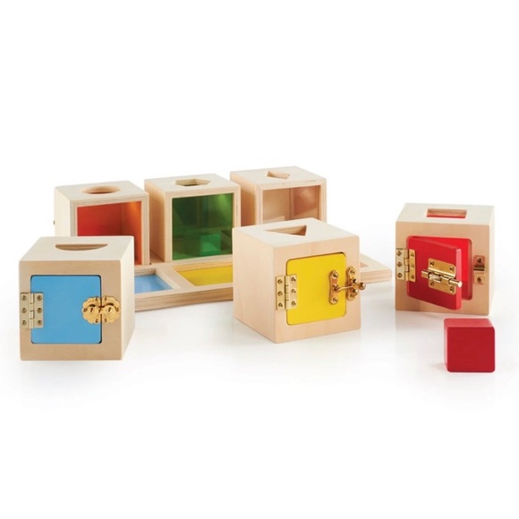 Guidecraft peekaboo lock boxes with storage tray - Picture 2 of 10